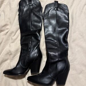 ShuShop Black Heeled Knee-High Boots